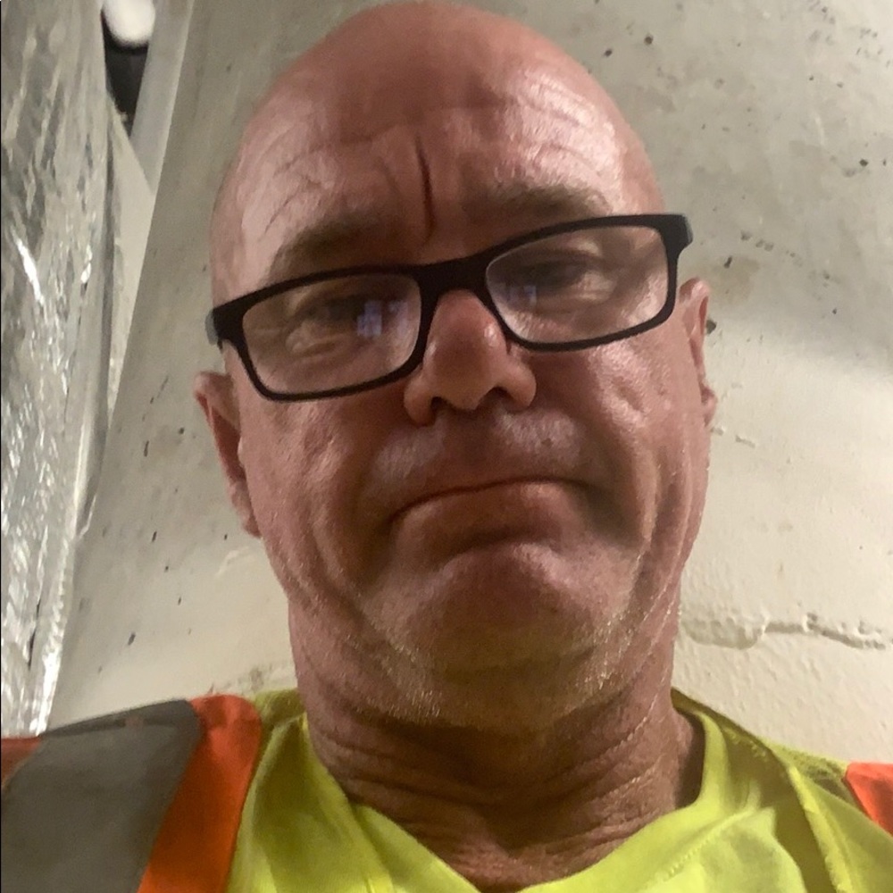 Meet your Posher, Chris